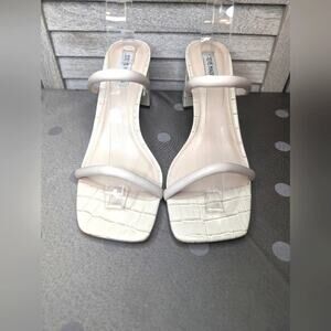 NWT Steve Madden Lilah Double Band White Croc Sandals
